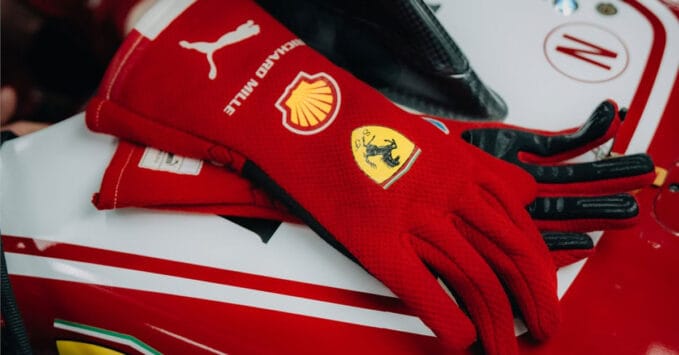 Ferrari 2026 gloves, garage, Shell